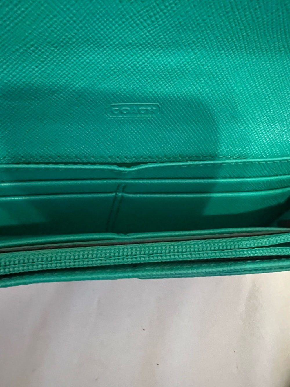 Coach Peyton Signature Envelope Flap Wallet – Khaki & Teal/Turquoise - Picture 4 of 8